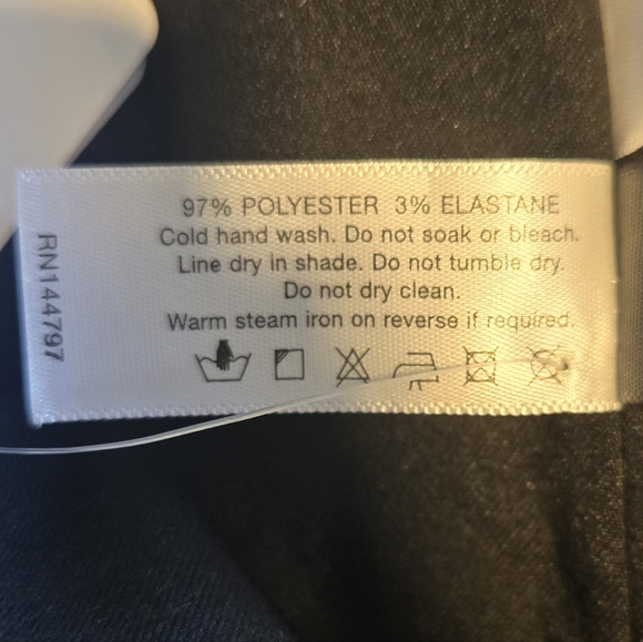 Blackmilk Pokémon Pikachu Cropped Tank Top 16 - Picture 2 of 9